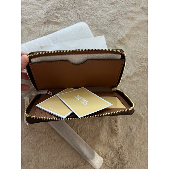 Michael Kors Jet Set Travel Large Brown Flat Phone Case Wallet - Picture 5 of 10